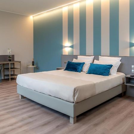 Sleep Tide Suites Мілан Екстер'єр фото