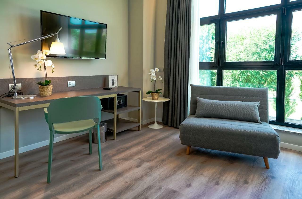 Sleep Tide Suites Мілан Екстер'єр фото